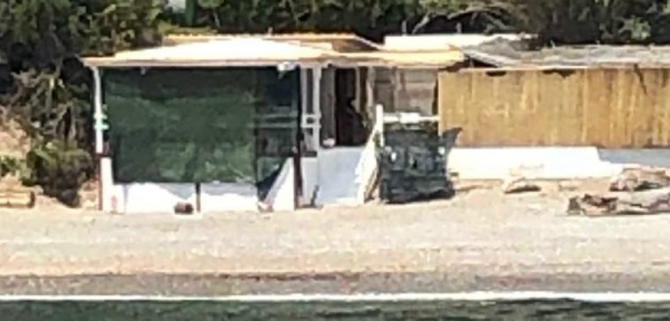 Ponza / Sequestrato un chiosco abusivo a Frontone
