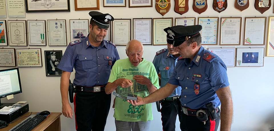 Gaeta / Rapina un anziano, arrestato 40enne