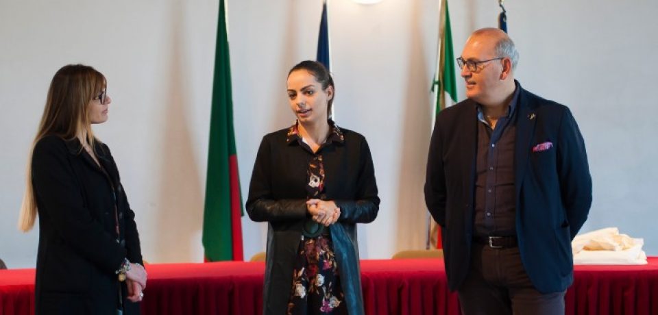 Itri / Tre giovanissime ballerine della Dance Art premiate dal Sindaco Fargiorgio
