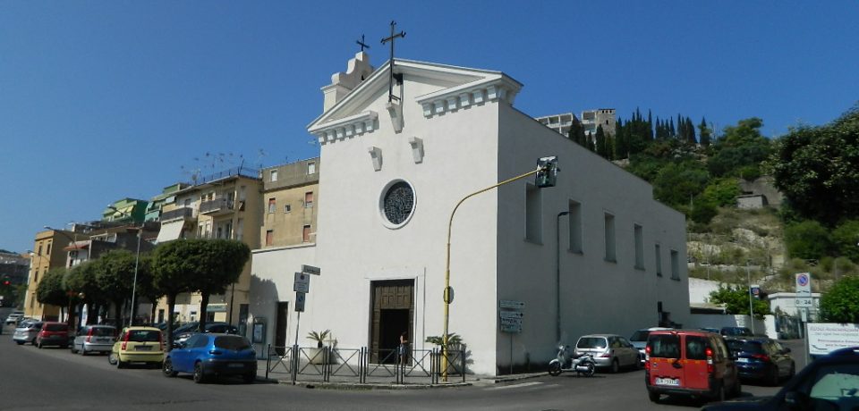Gaeta / Anziano investito, cremato insieme al suo cane