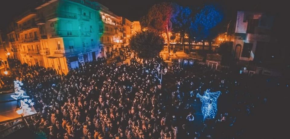 Capodanno a Formia, monta la polemica contro l’assessore Kristian Franzini