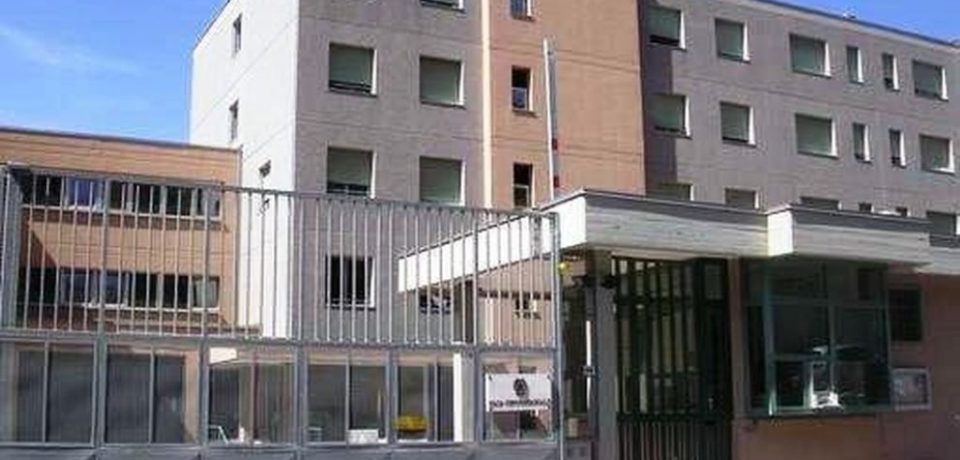 Favori ai boss casalesi in carcere, condannato agente penitenziario di Minturno