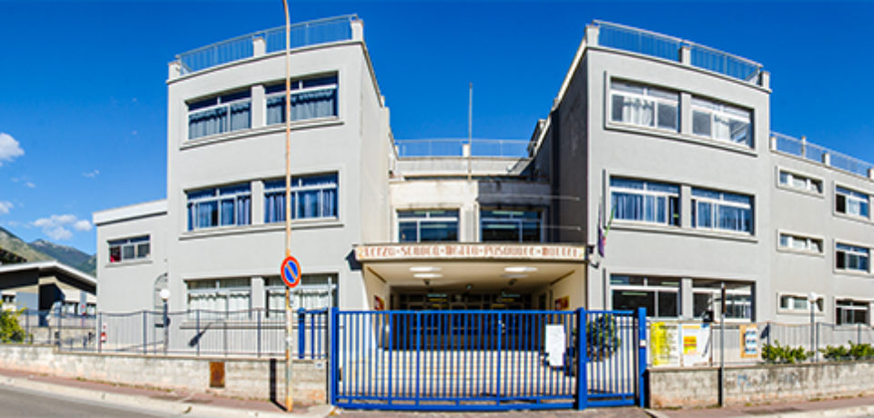 Formia / Furto alla Scuola dell’infanzia di San Pietro: rubati pennarelli, spillatrici e altro