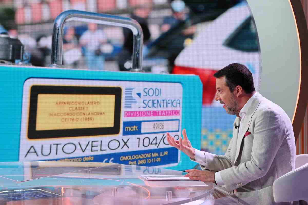 Salvini e l'autovelox