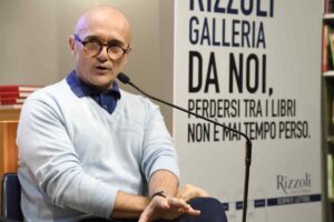 Alfonso Signorini serio