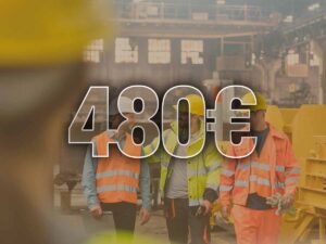Bonus 480 euro, sullo sfondo operai che passeggiano