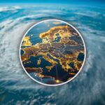 Ciclone e vista dall'alto dell'Europa