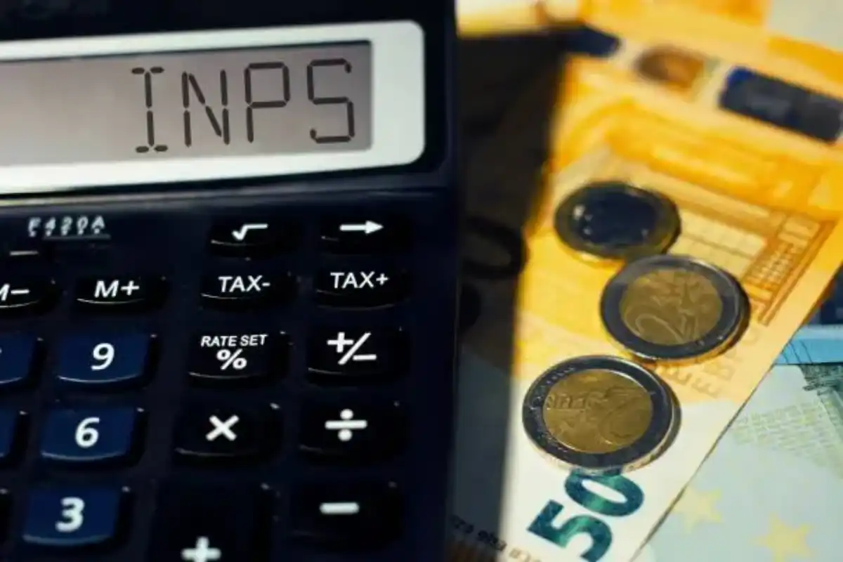 A maggio l’INPS ‘regala’ soldi: ecco a chi arriveranno 850 euro extra A maggio l’INPS ‘regala’ soldi: ecco a chi arriveranno 850 euro extra