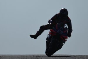 Jorge Martin a Philip Island nella penombra
