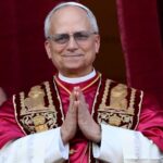 Papa Leone XIV emozionato dopo l'elezione