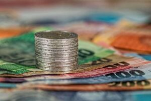 Banconote e monete in euro