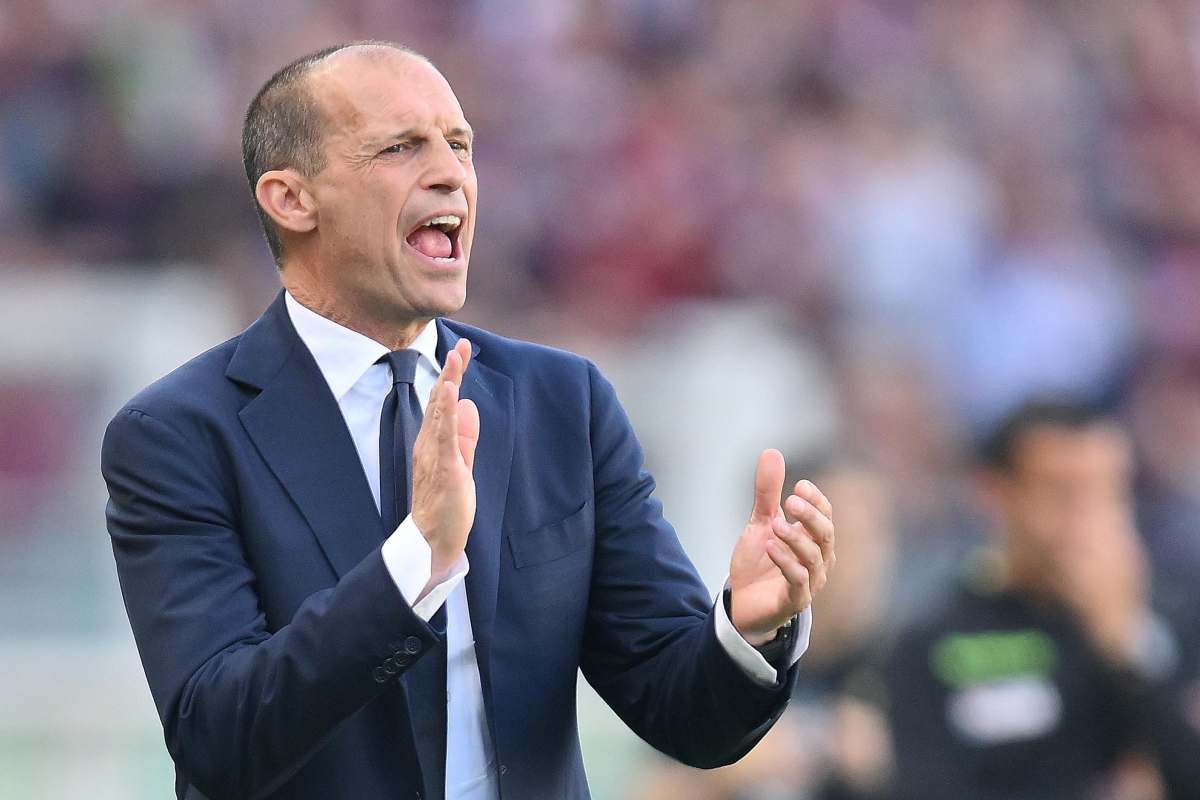 Max Allegri applaude e carica la squadra
