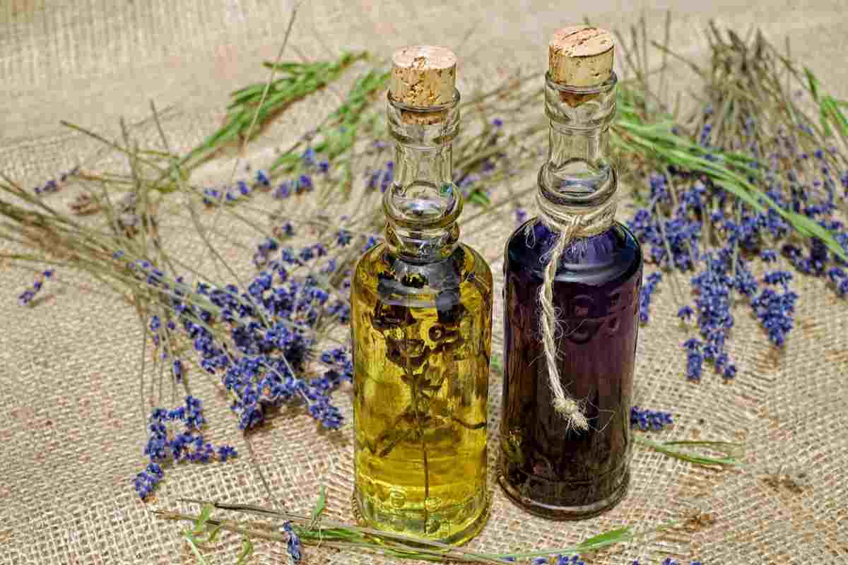 olio da bagno aromatizzato in boccetta