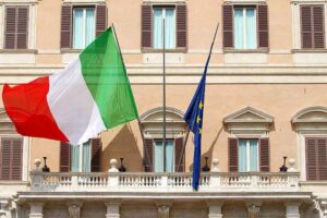 Governo e bandiera Italia