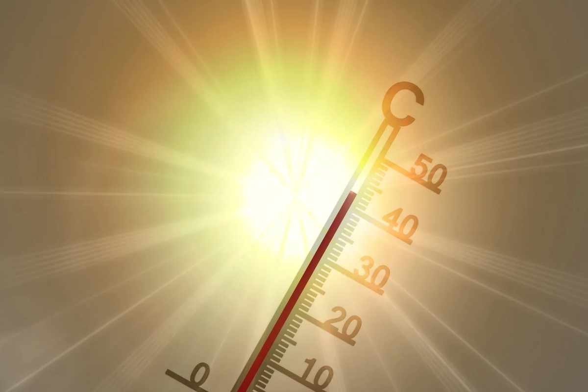 temperatura calda con sole