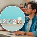 scritta 2026 con dietro uno studente a lezione