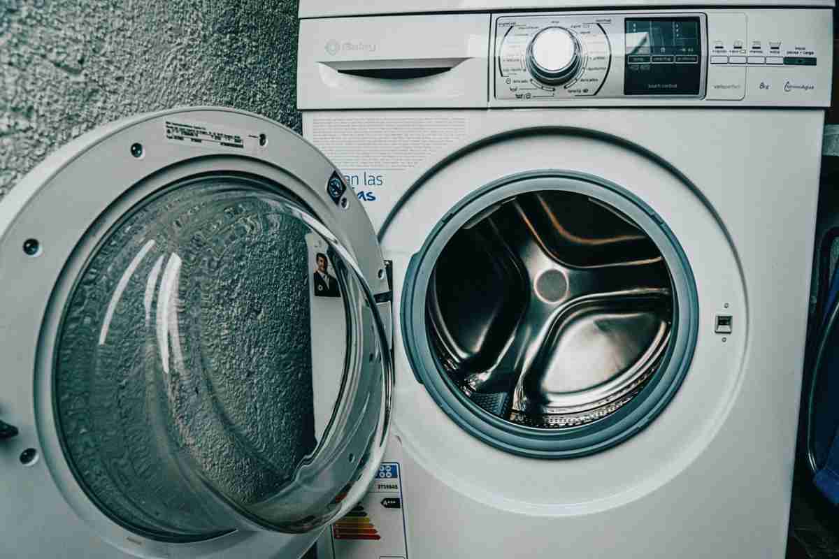 Lavatrice, nessuno lo sapeva: se la posizioni qui le bollette saranno bassissime Lavatrice, nessuno lo sapeva: se la posizioni qui le bollette saranno bassissime