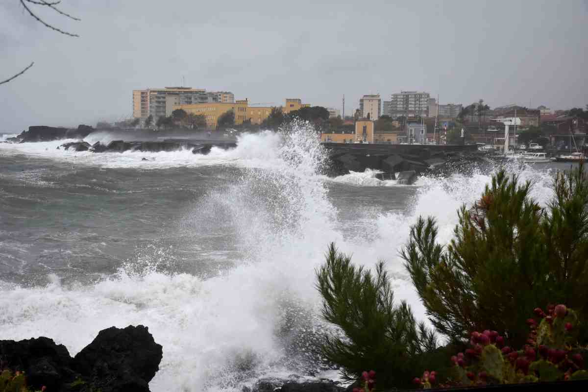 Mare agitato in Sicilia