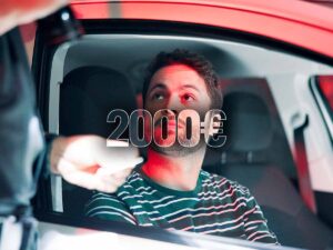 Automobilista multato e scritta 2000 euro