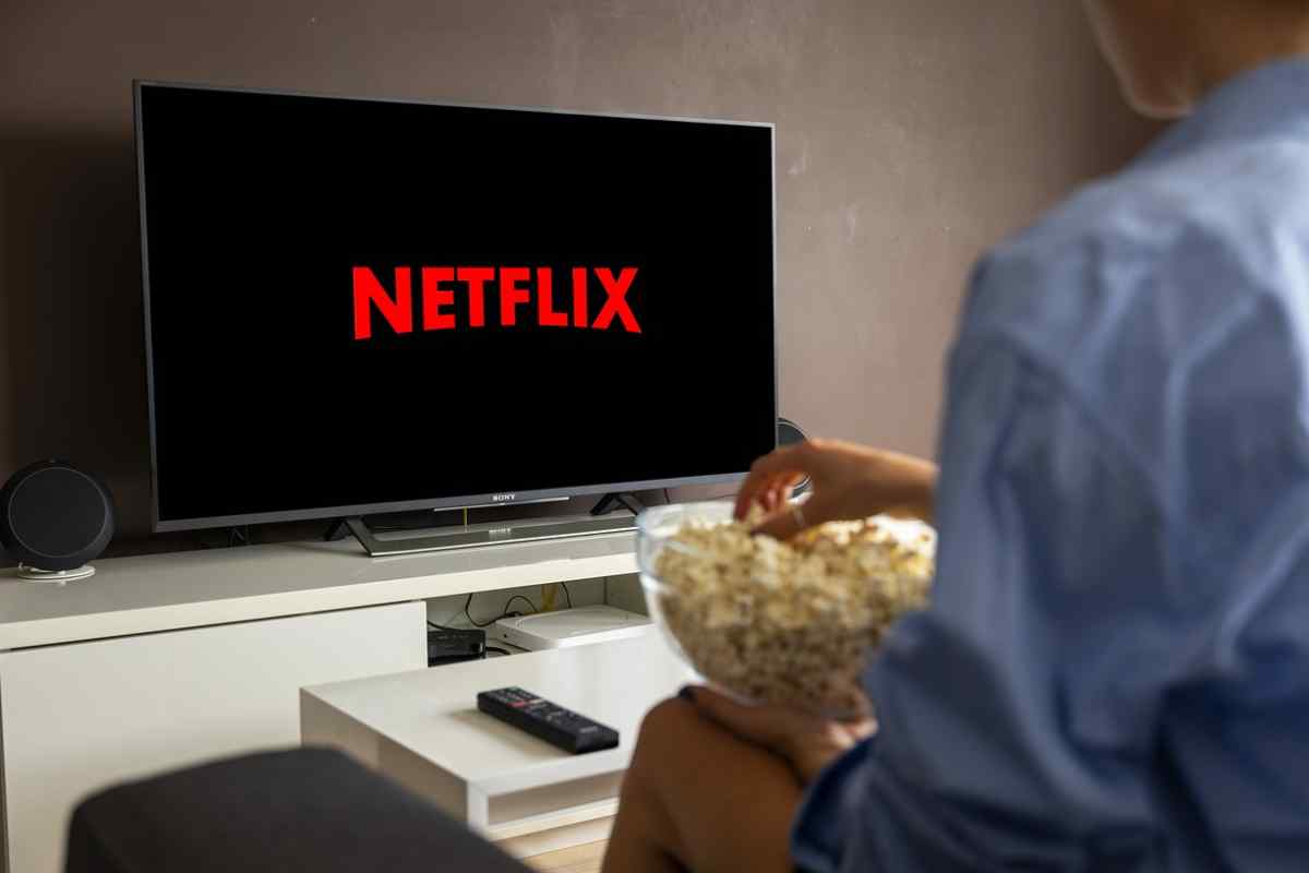 Ora Netflix costa davvero poco, promo imperdibile: risparmi quasi il 50% Ora Netflix costa davvero poco, promo imperdibile: risparmi quasi il 50%
