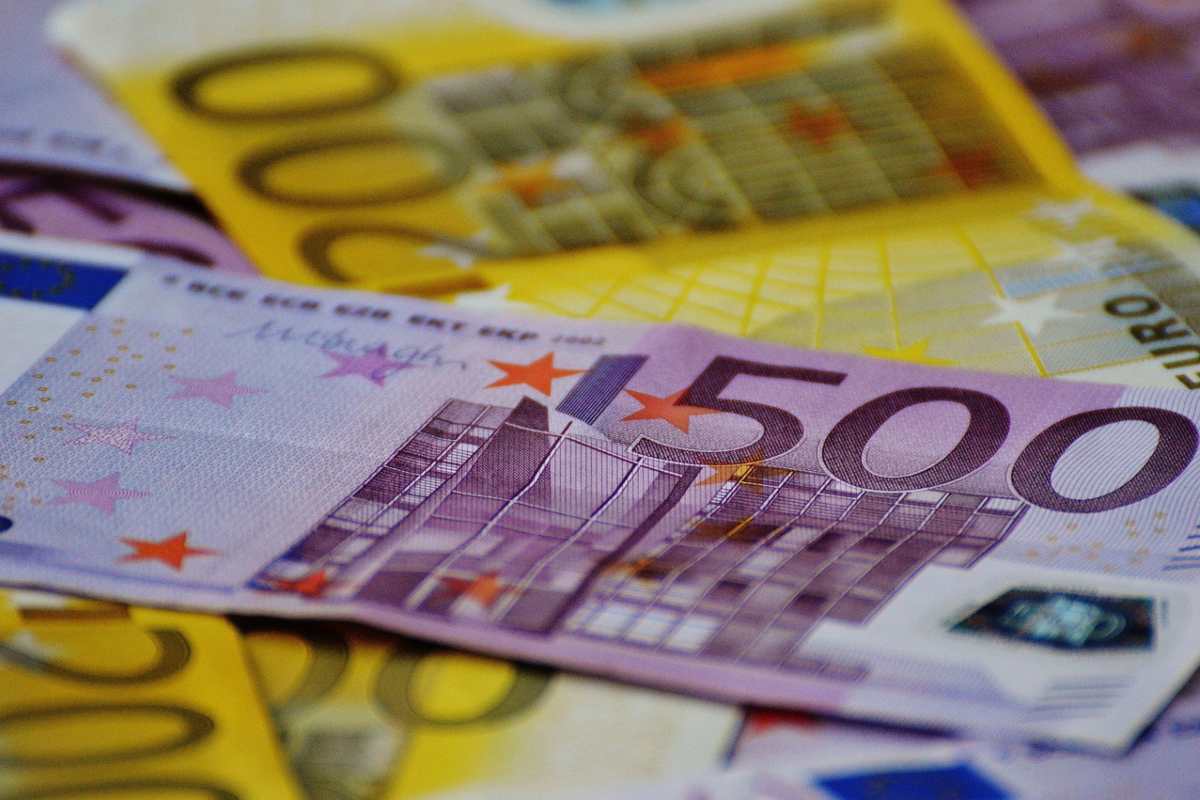 Banconote da 500 e 200 euro