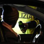 automobilista sottoposto all'etilometro