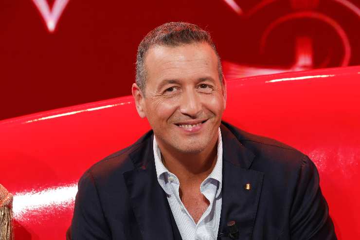 alessandro greco sorride