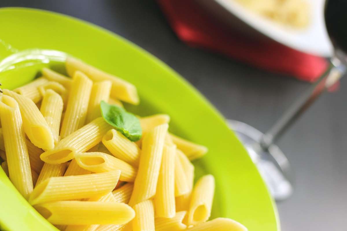Quanta acqua devi mettere per cuocere la pasta? C’è una dose ben precisa Quanta acqua devi mettere per cuocere la pasta? C’è una dose ben precisa