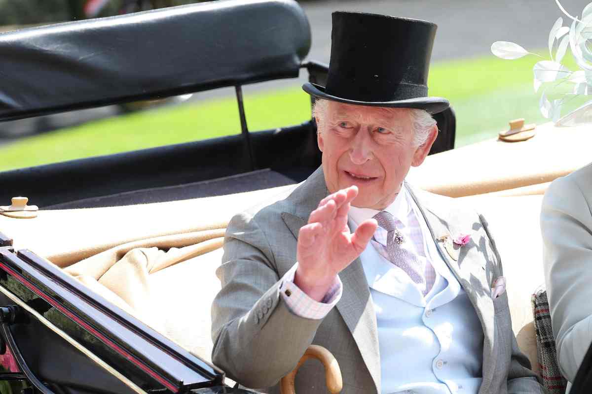 Bufera Royal Family, notizia inquietante in queste ore: cos’è successo Bufera Royal Family, notizia inquietante in queste ore: cos’è successo