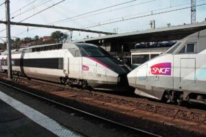 treni in stazione