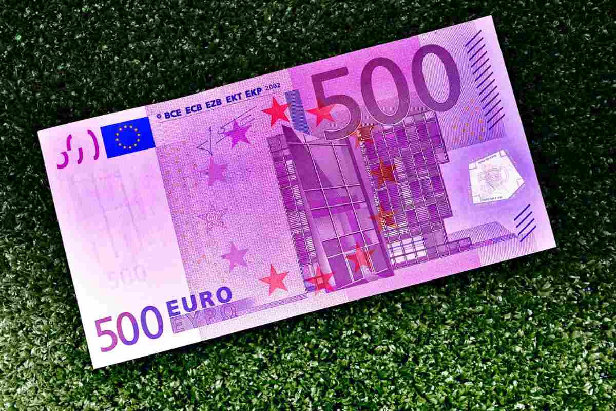 Hai solo 3 giorni di tempo per spendere 500 euro, altrimenti li perderai Hai solo 3 giorni di tempo per spendere 500 euro, altrimenti li perderai