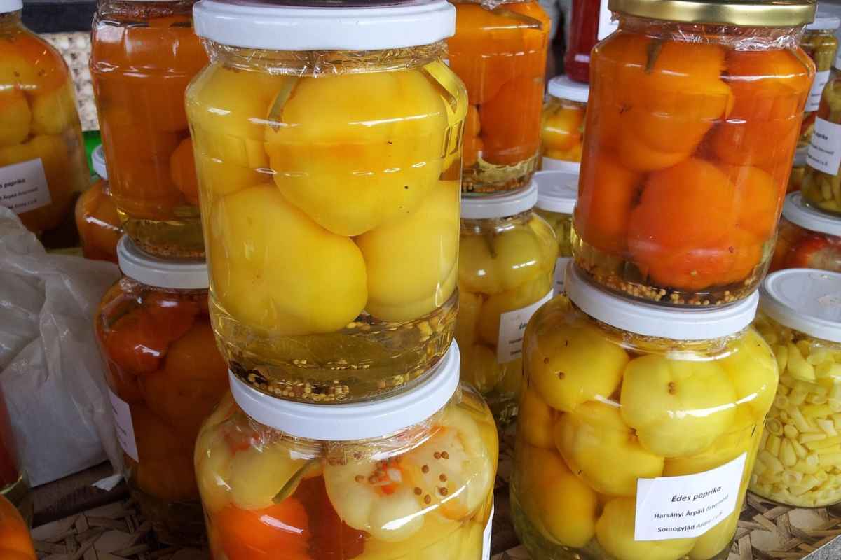 Barattoli di conserve