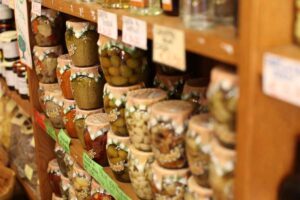 Conserve sugli scaffali