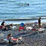 persone in spiaggia