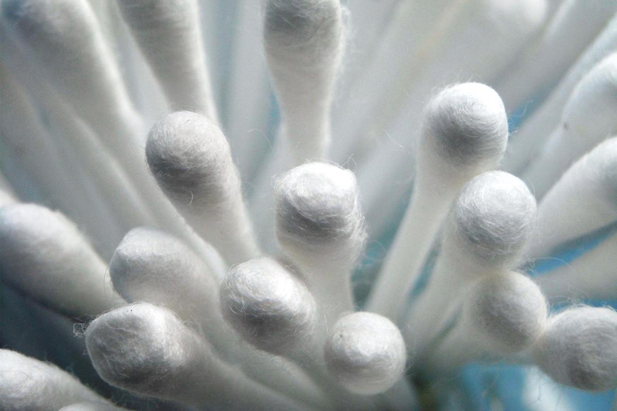 Cotton fioc