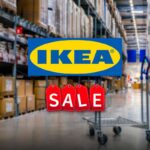 logo Ikea con dietro un carrello per la spesa