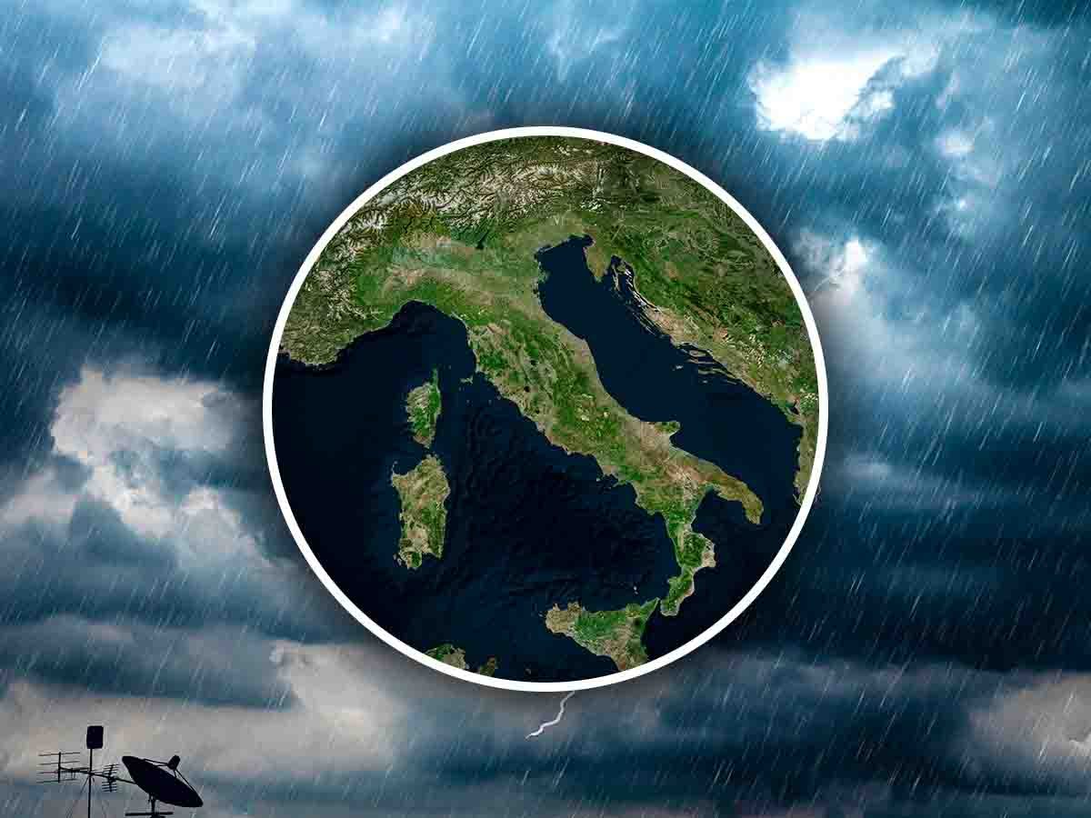 La pioggia non dà tregua in Italia, fino a questo giorno ombrelli aperti