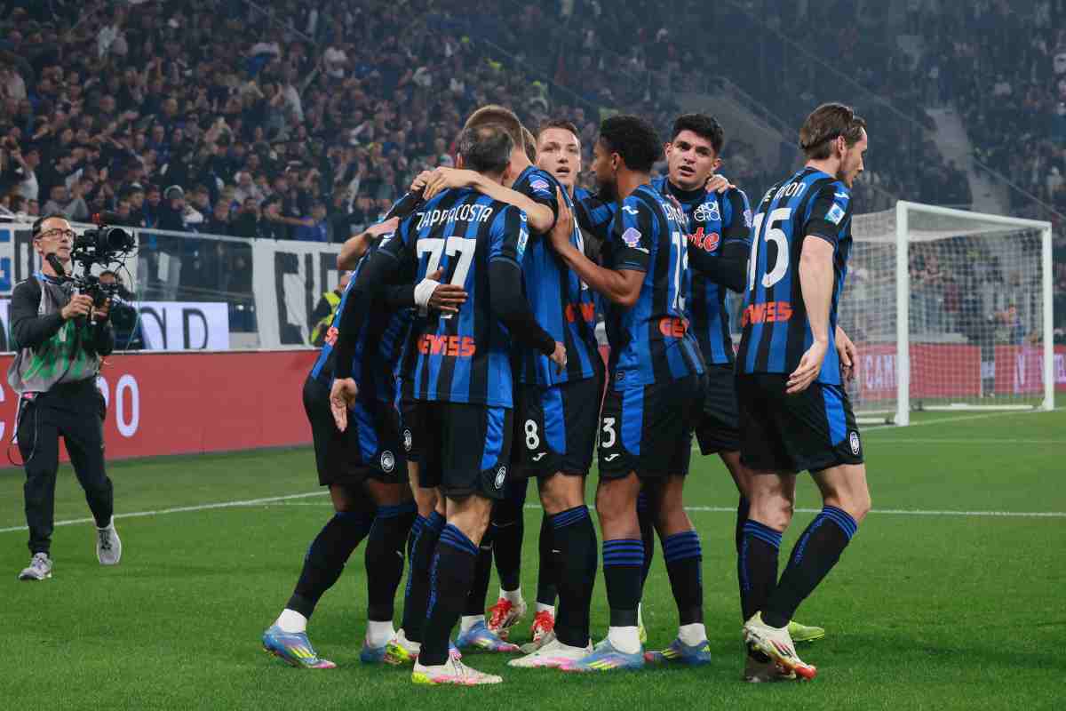 Il calciomercato non è ancora finito: offerta shock per il nerazzurro Il calciomercato non è ancora finito: offerta shock per il nerazzurro