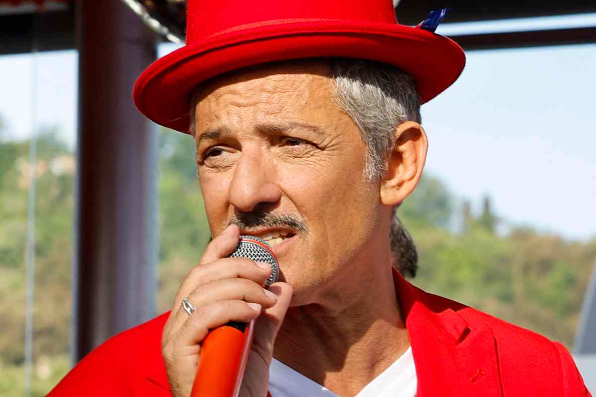 Fiorello in lacrime, una tragedia immane: è morto all’improvviso