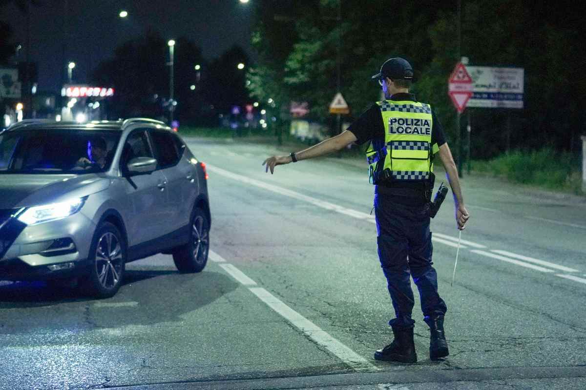 Autostrade, guai a commettere questo errore quando guidi: lo dice la legge
