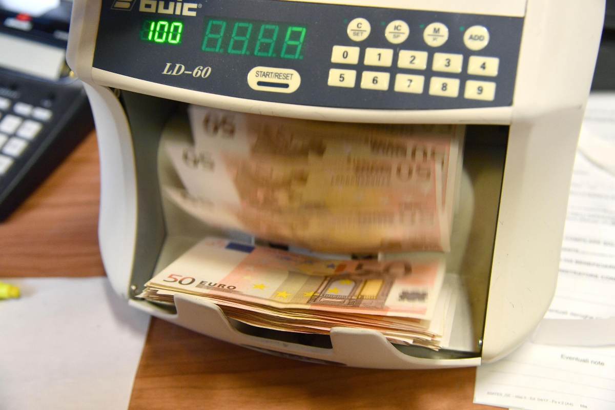 Banconote da 50 euro erogate