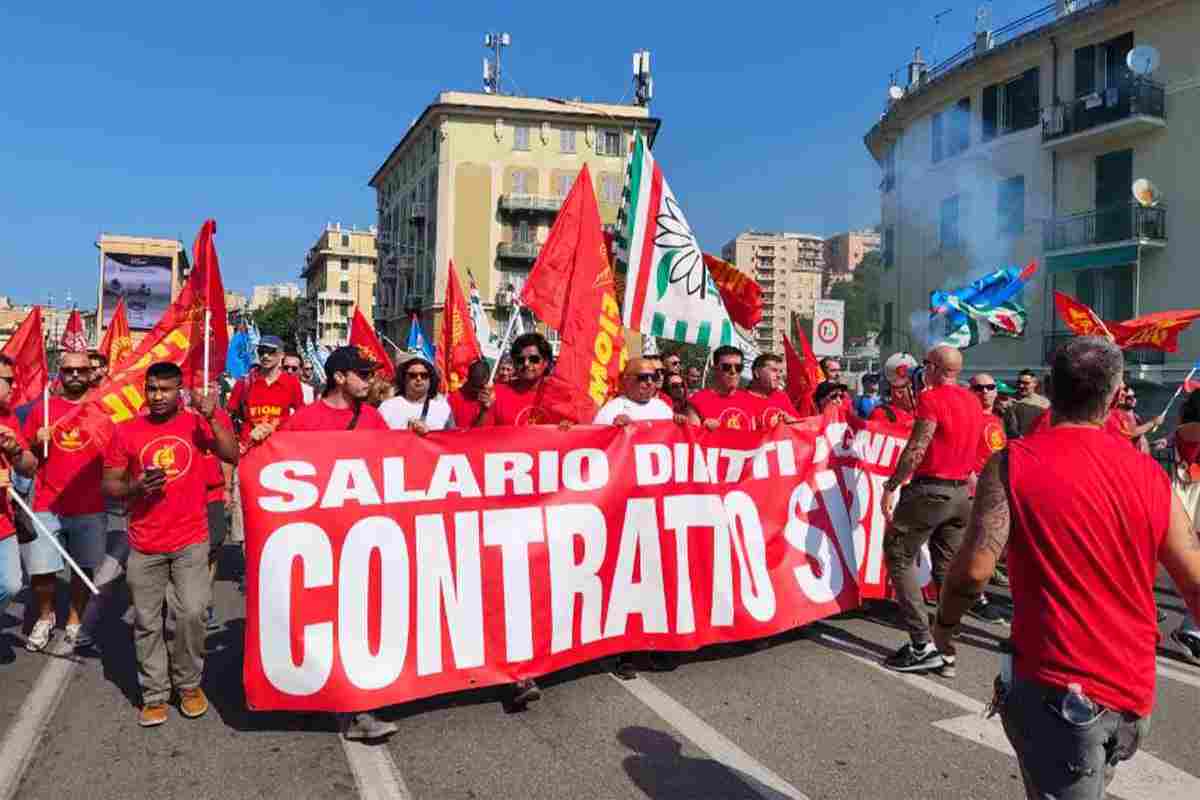 Nuovo sciopero generale, c’è la data: ancora disagi in Italia Nuovo sciopero generale, c’è la data: ancora disagi in Italia