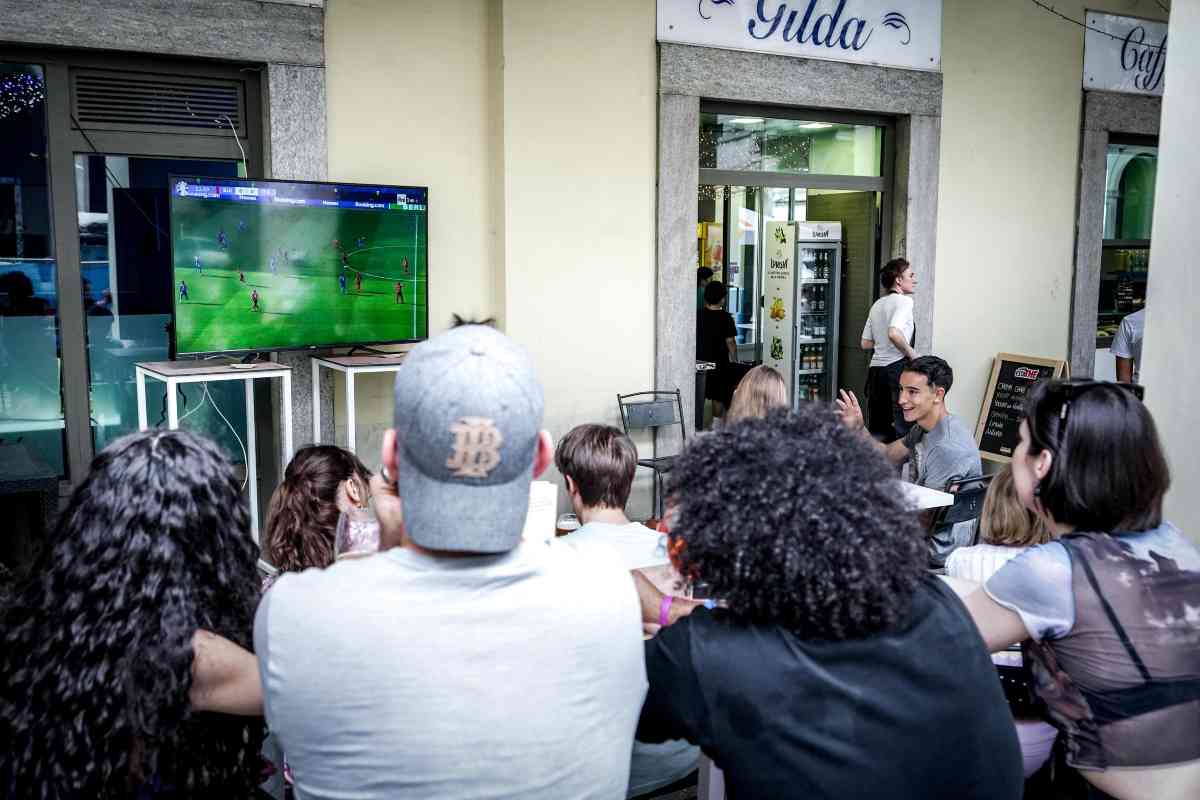 Tifosi al bar