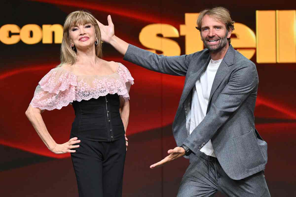 Milly Carlucci e Massimiliano Rosolino a Ballando con le Stelle