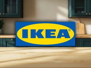 logo Ikea con i colori giallo e blu