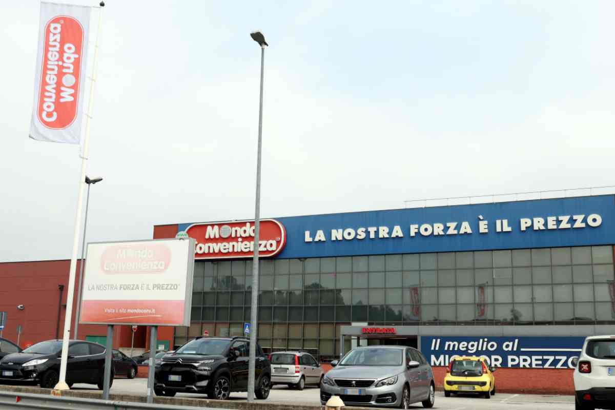Mondo Convenienza, stravolgi la sala da pranzo con pochi passaggi: che affare