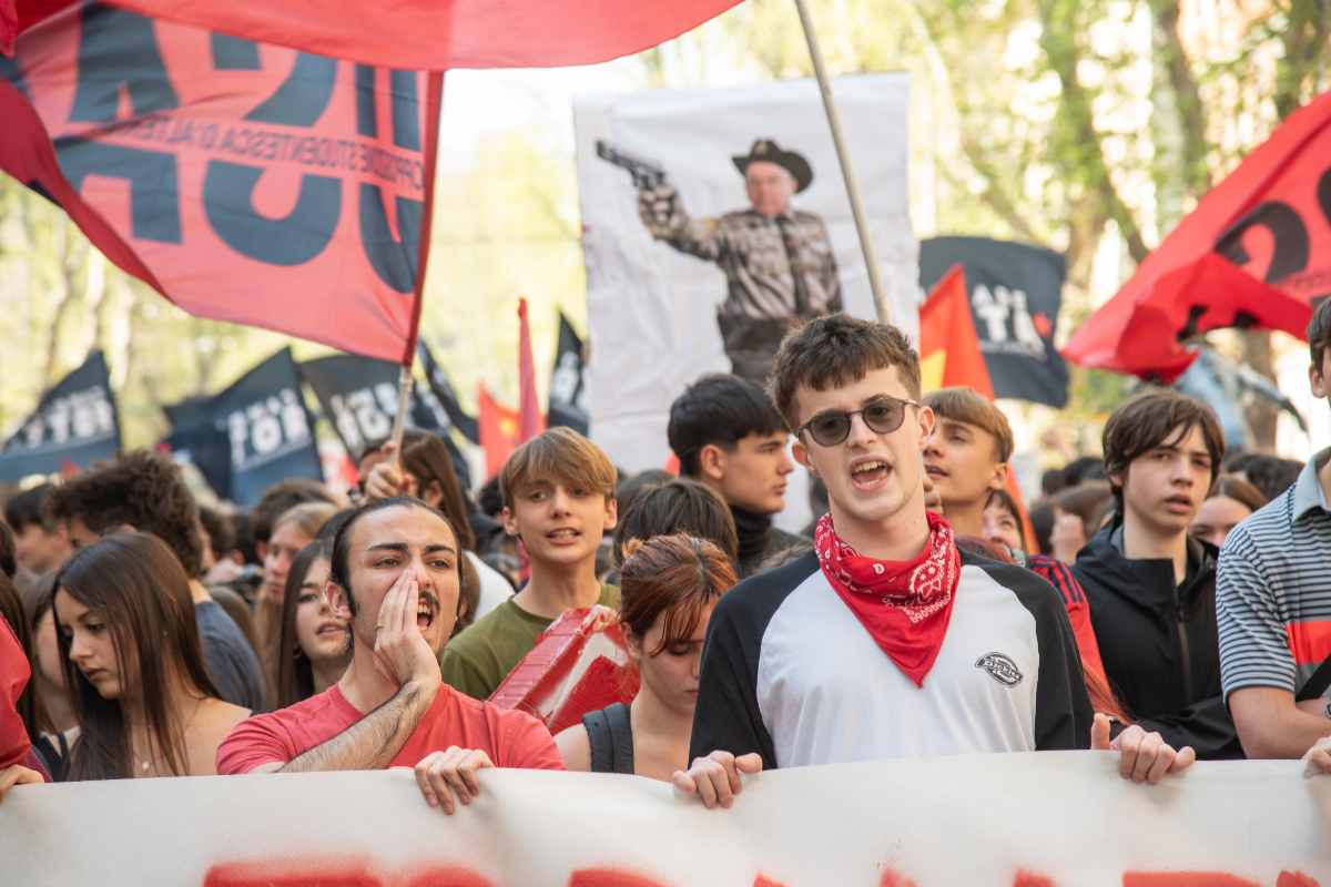 Studenti a casa, in questo giorno le lezioni non saranno garantite
