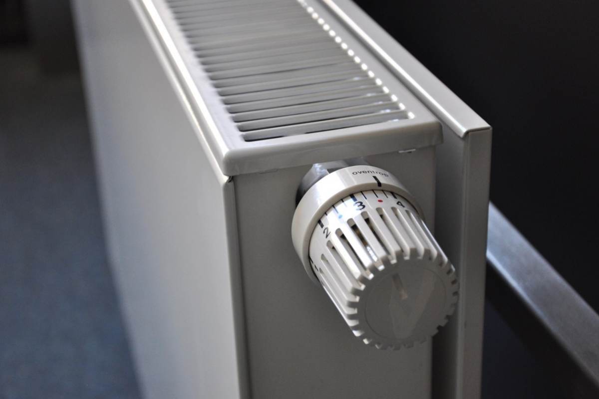 Niente più termosifoni: per riscaldare l’ambiente c’è una soluzione davvero economica