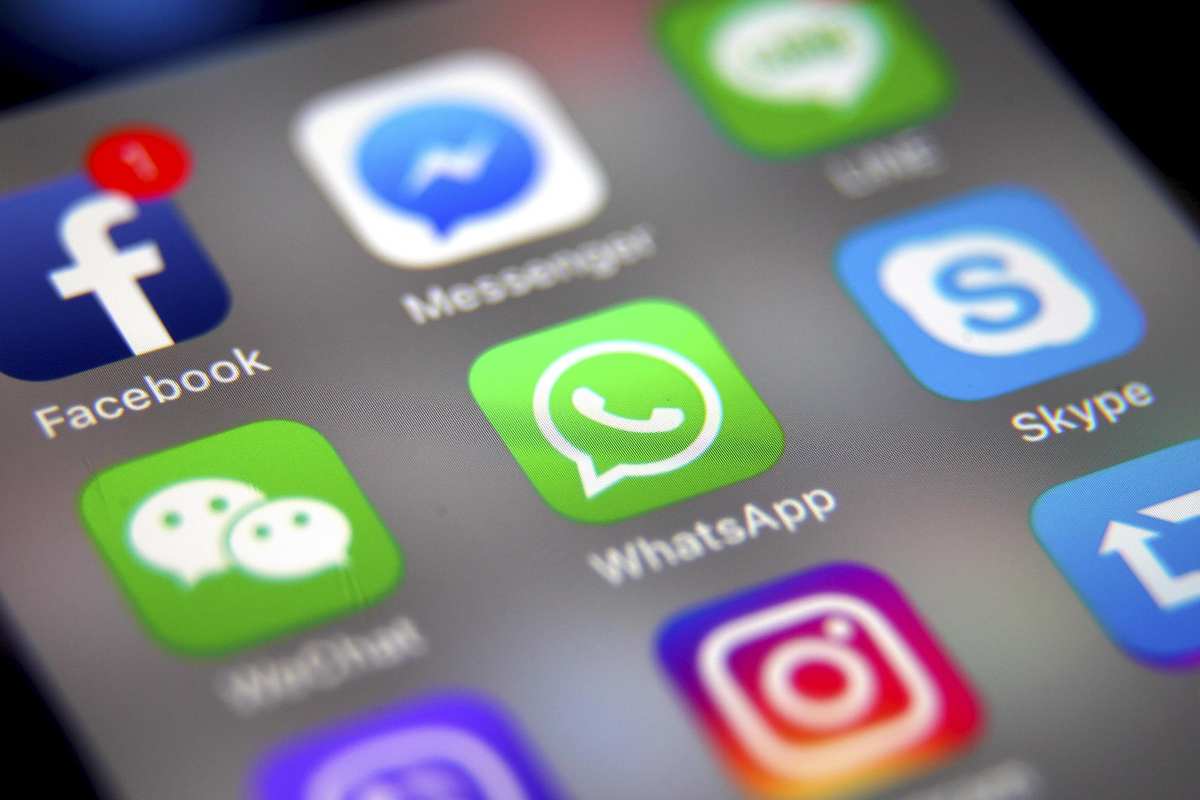 WhatsApp, basta un clic per diventare poliglotta: novità super