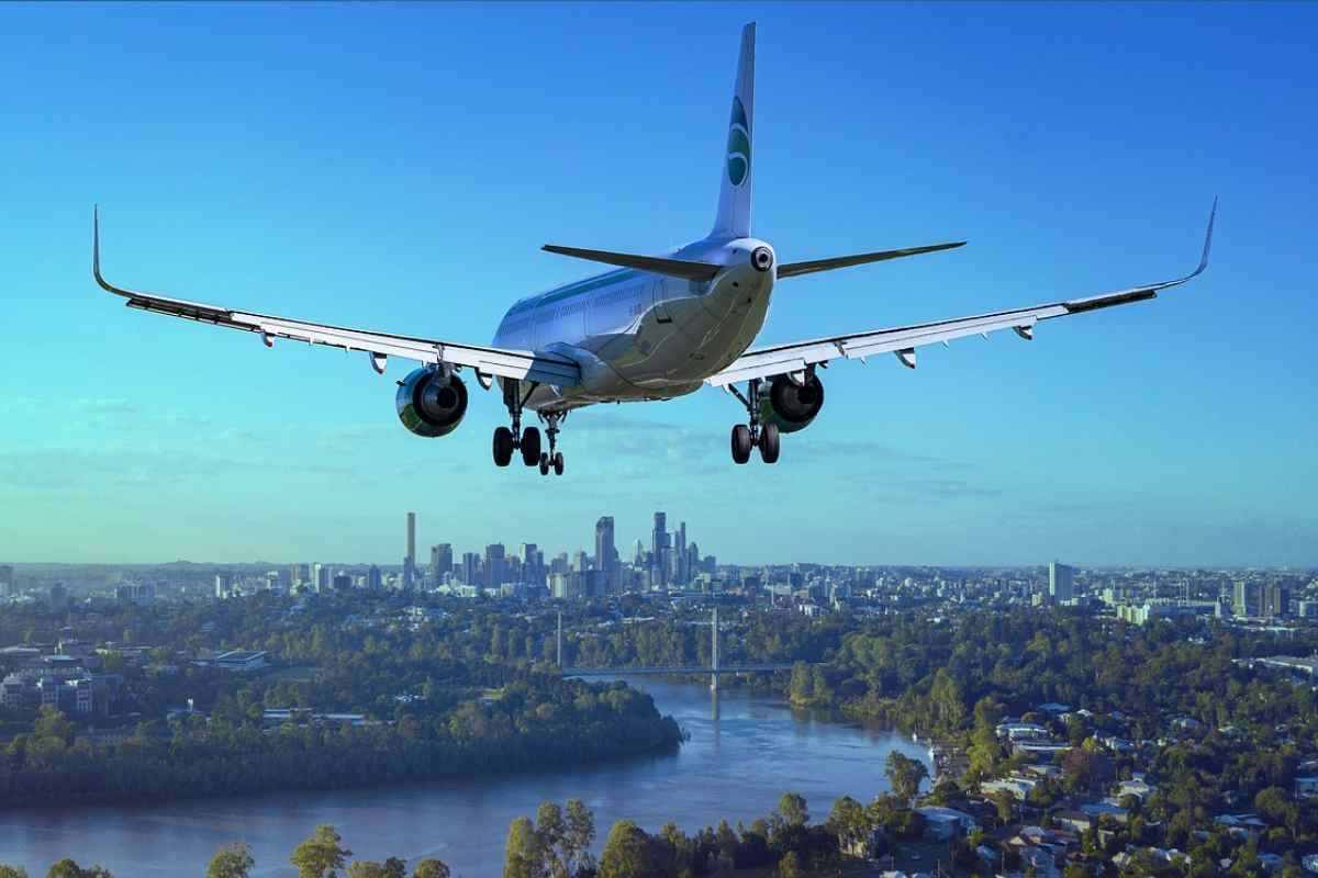 Non vedi mai farlo in aereo, il motivo è semplicissimo Non vedi mai farlo in aereo, il motivo è semplicissimo